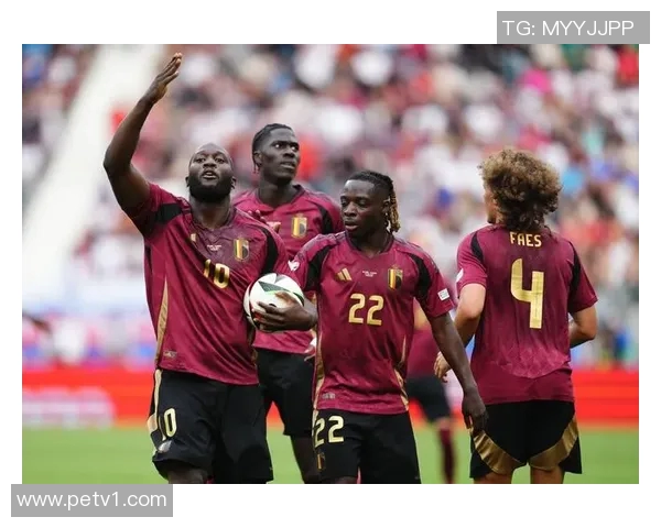 荷兰队挑战比利时队,争夺欧洲杯决赛资格 荷兰队挑战比利时队,争夺欧洲杯决赛资格