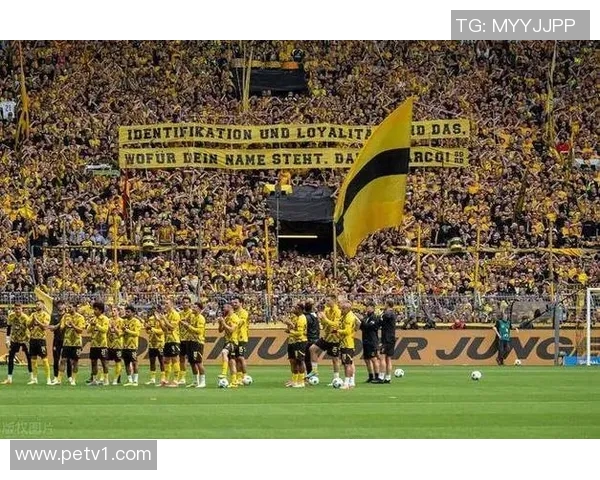 斯图加特主场逼平沃尔夫斯堡,德甲保级希望有望实现 斯图加特主场逼平沃尔夫斯堡,德甲保级希望有望实现