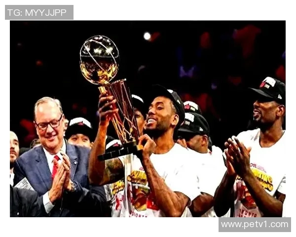 猛龙队逆转太阳队，莱昂纳德砍下关键球，演绎赛季经典逆袭